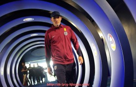 jiuyou九游娱乐-世俱杯关键比赛录像分析助力技术战术提升的系统研究